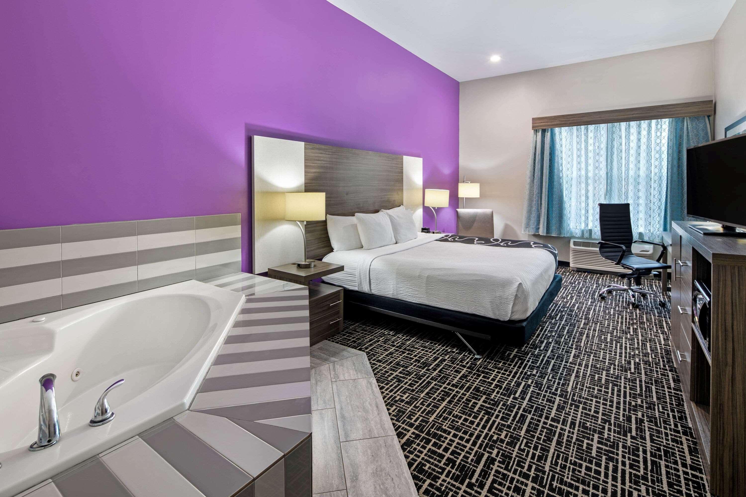 La Quinta By Wyndham Forsyth Hotel Bagian luar foto