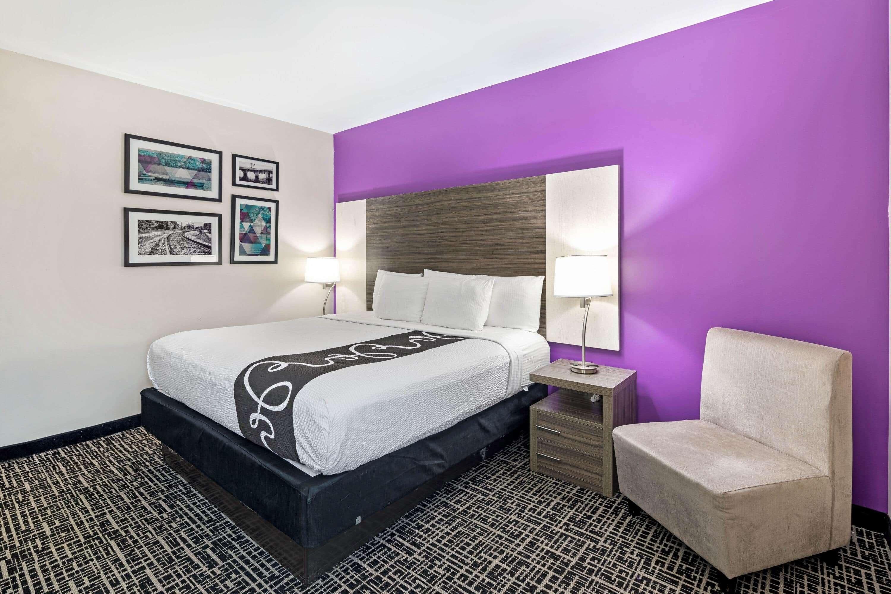 La Quinta By Wyndham Forsyth Hotel Bagian luar foto