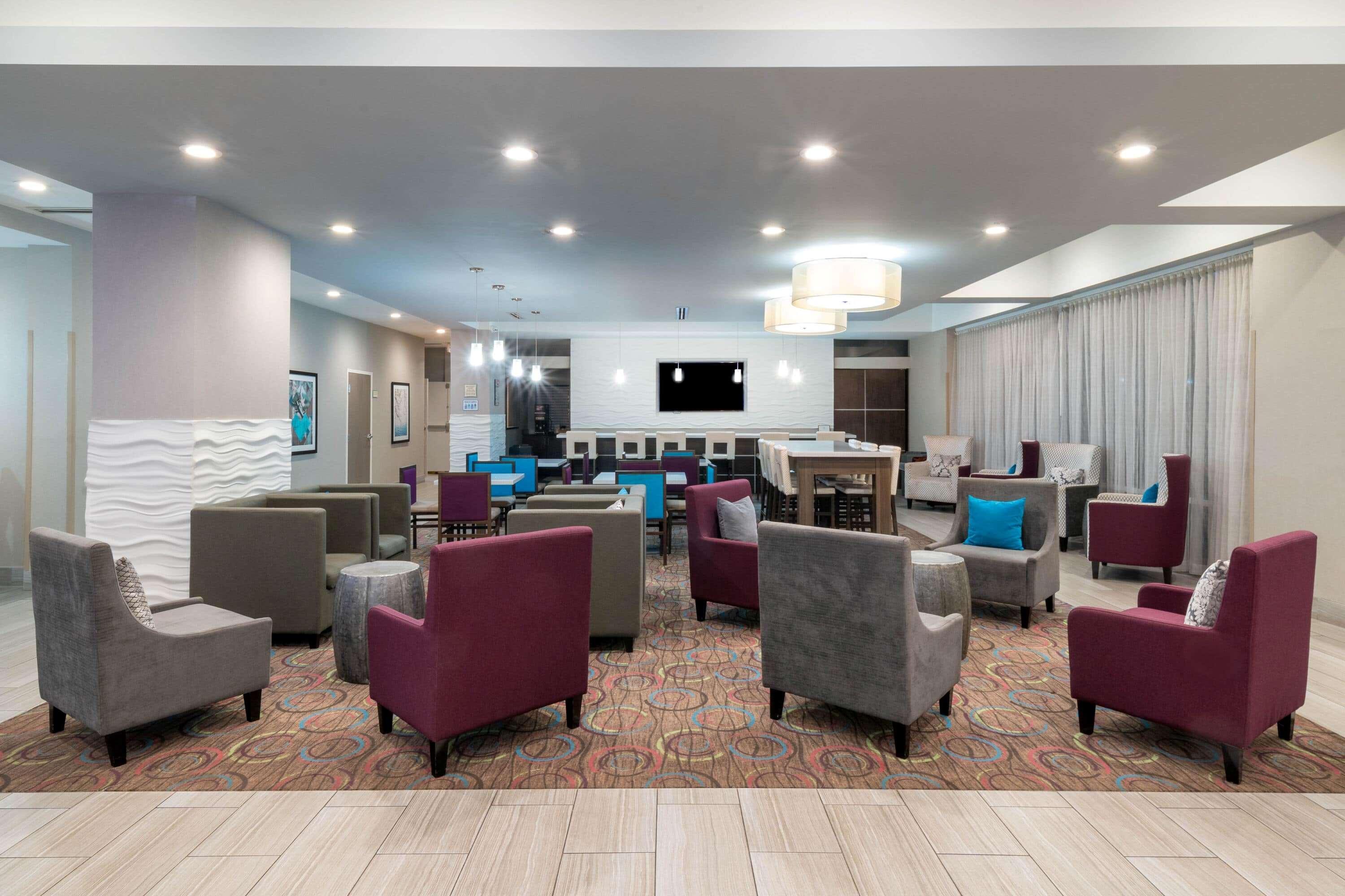 La Quinta By Wyndham Forsyth Hotel Bagian luar foto