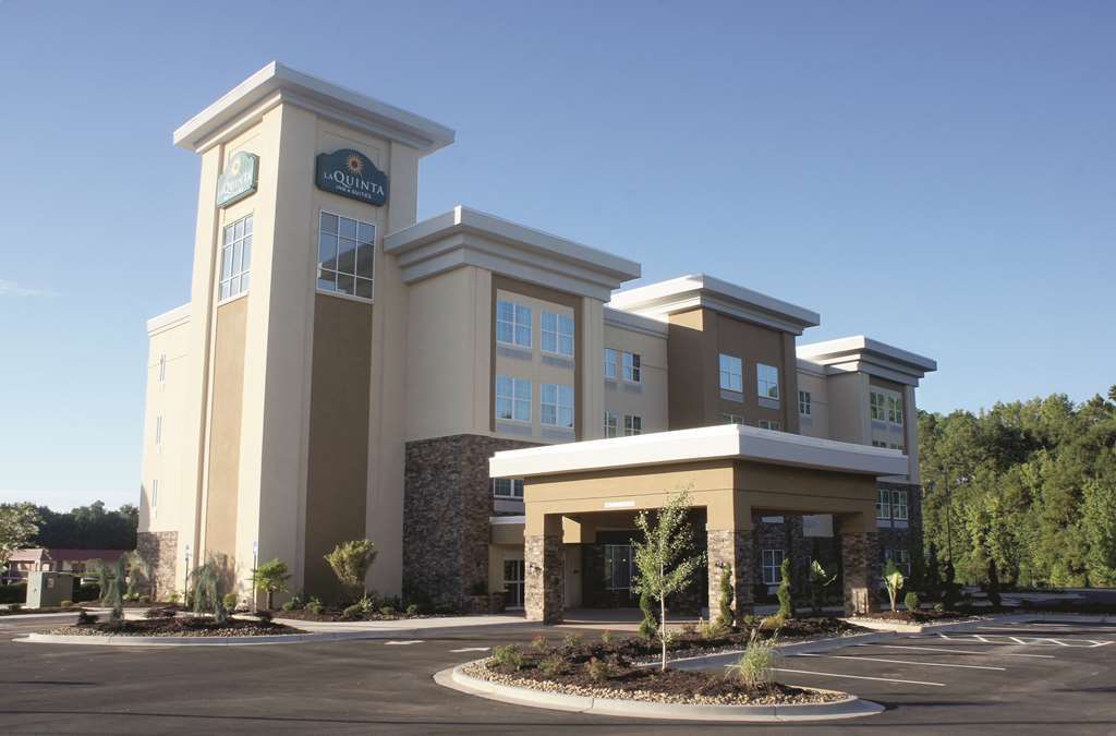La Quinta By Wyndham Forsyth Hotel Bagian luar foto